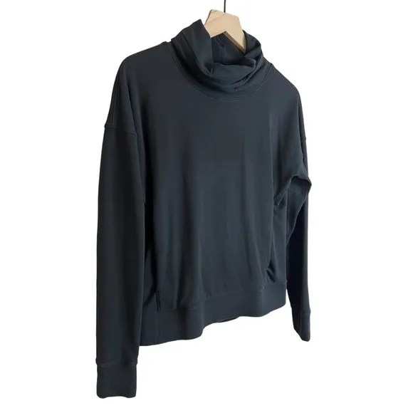 Lululemon Go Forward Pullover