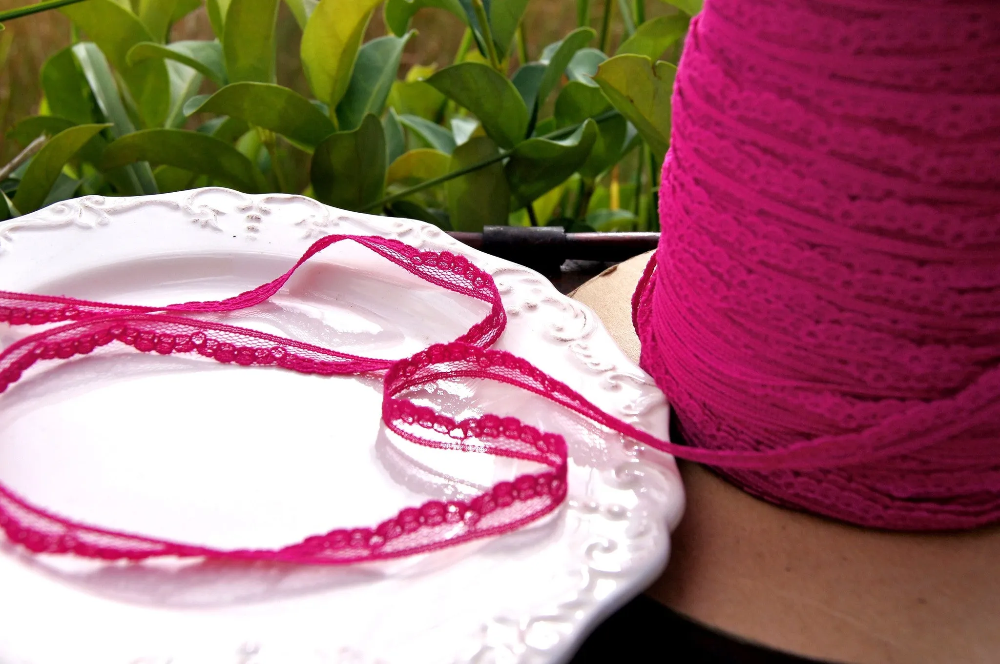 Magenta Scalloped Soft Narrow Lace Edging ⅜" wide
