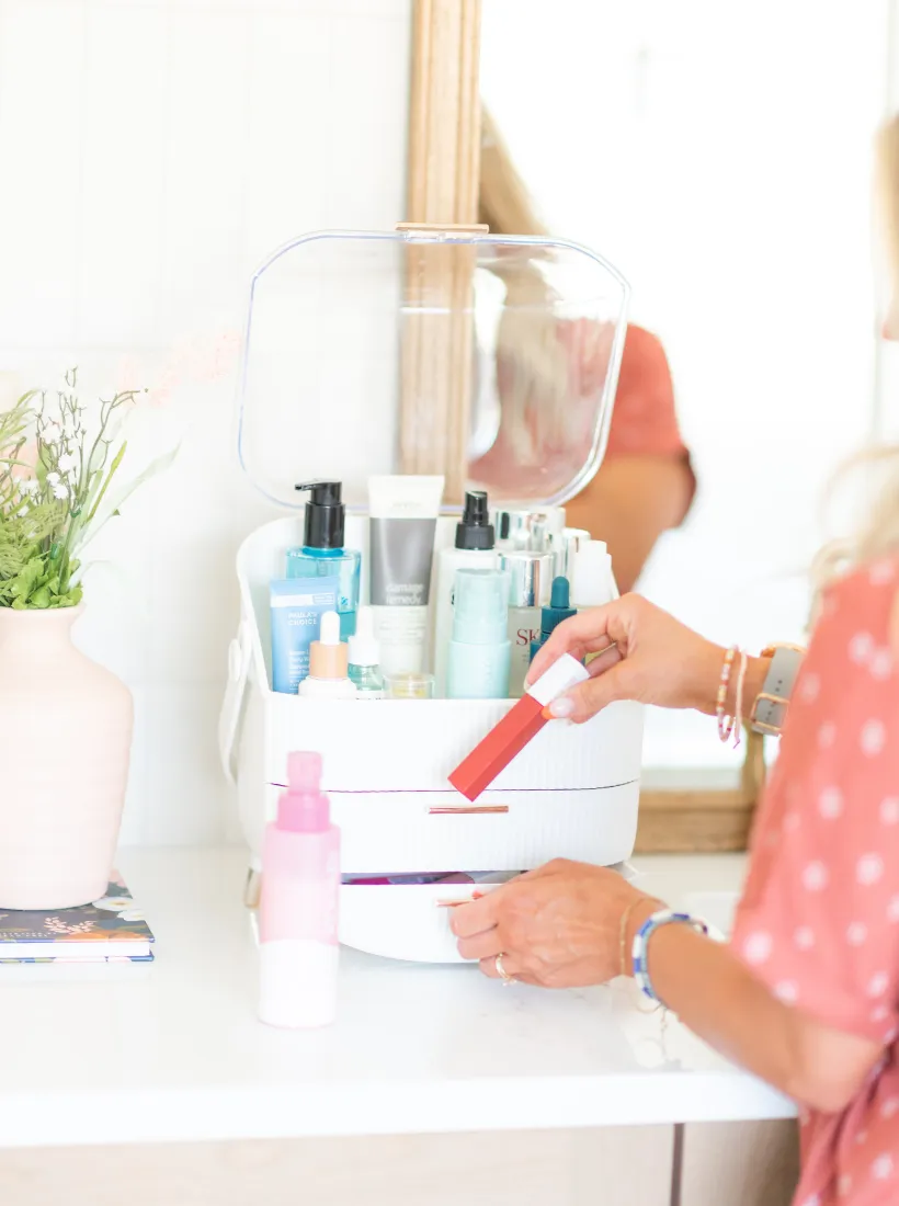 Makeup Organizer ✦ Organizing Cabinet