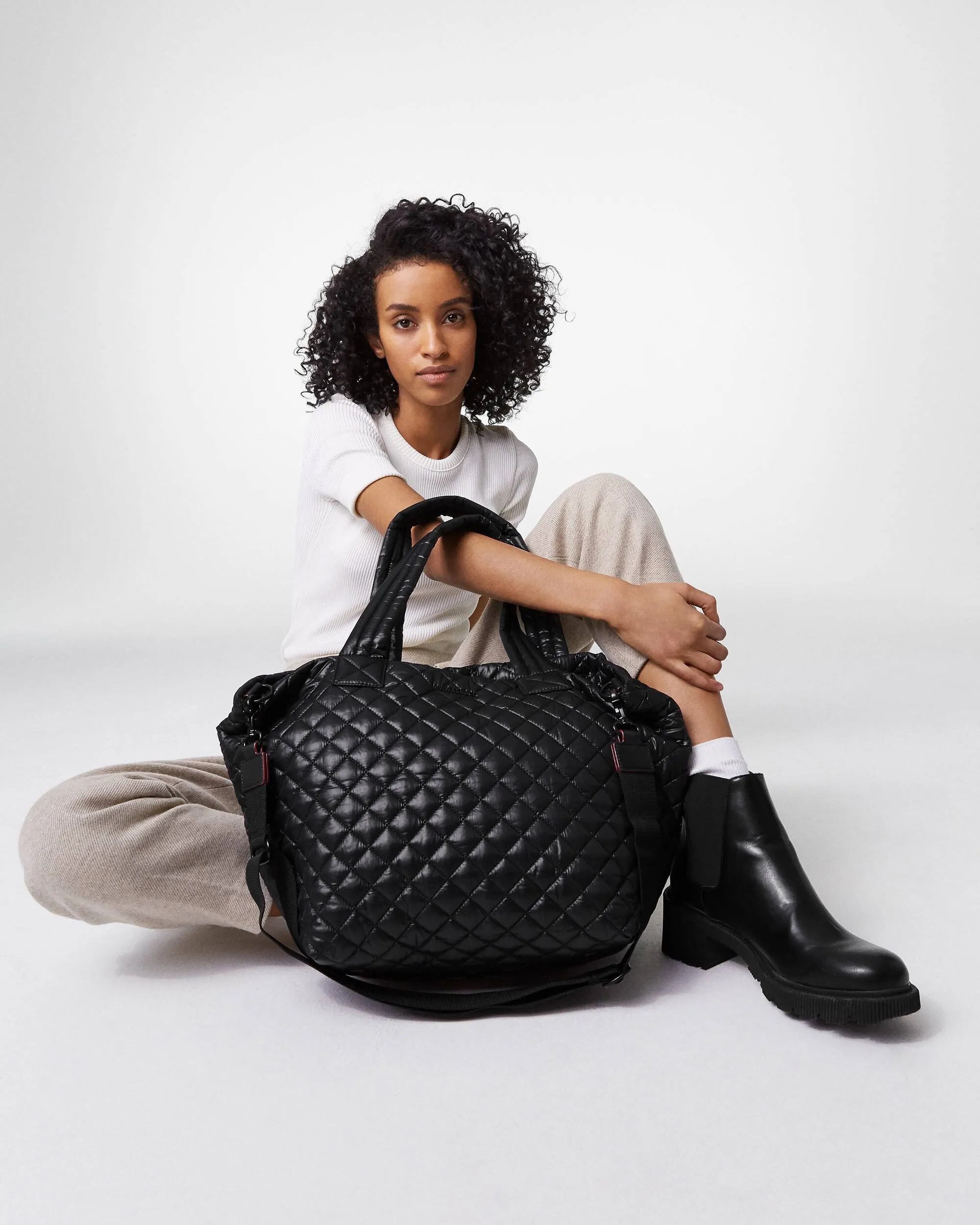 Medium Metro Tote Deluxe | Black