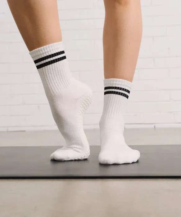 Move Active Grippy Crew Socks