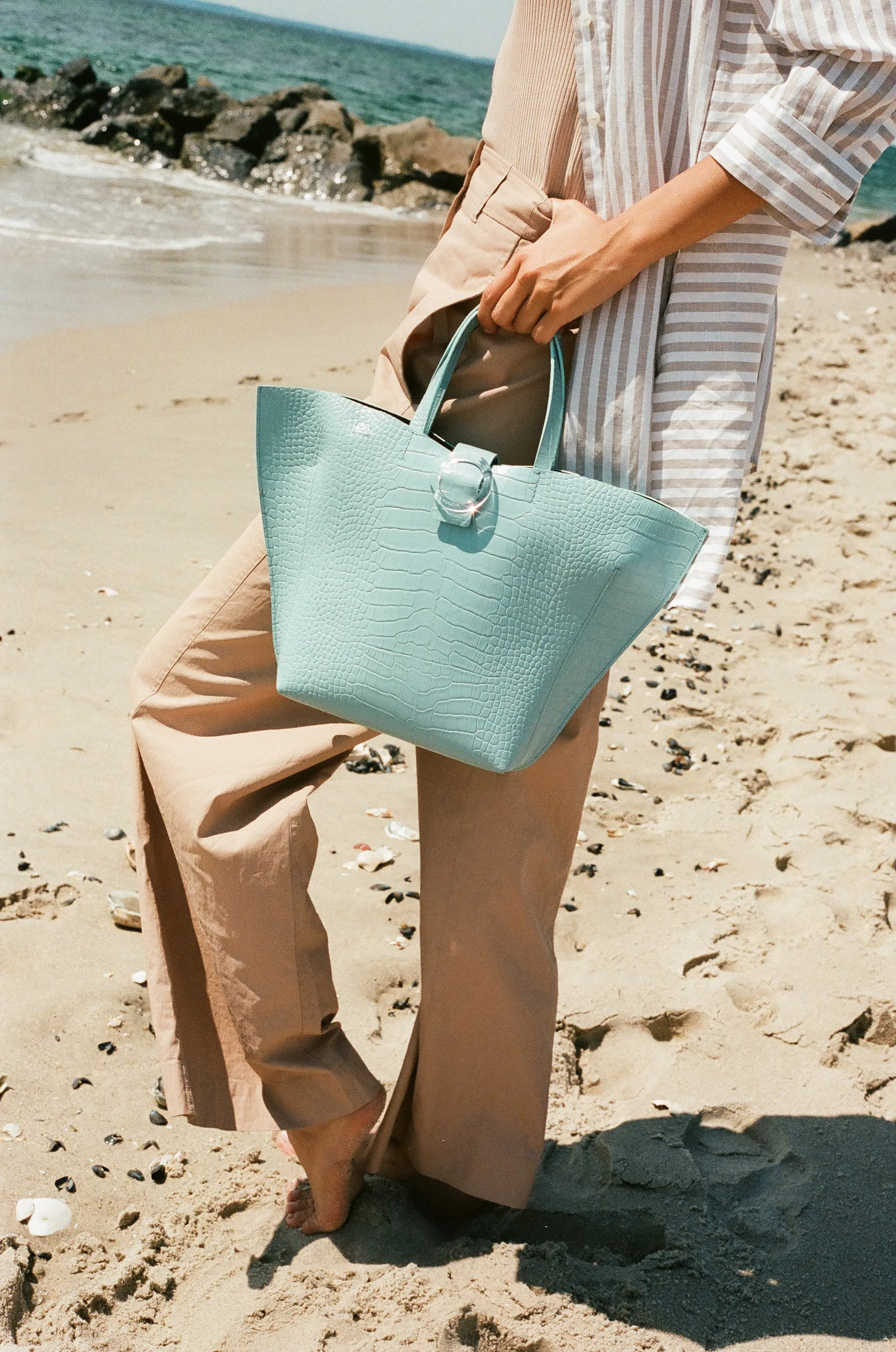 Nº50 Shell Tote - Pale Blue Croc