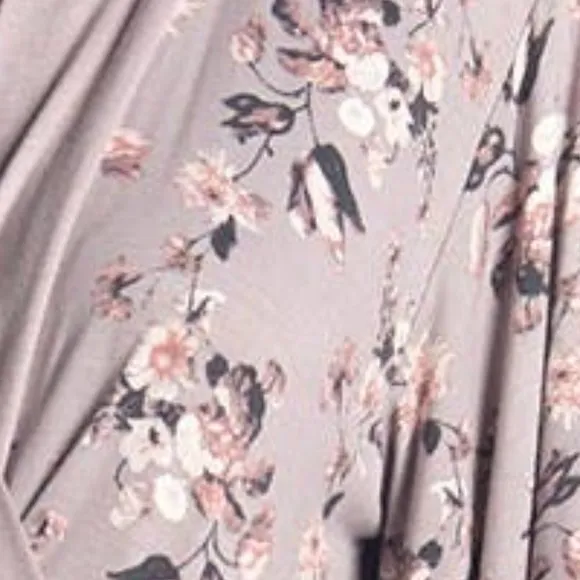 NEW Vince Camuto Women Katia Mauve Bell Sleeve Floral Self Tie Short Mini Robe