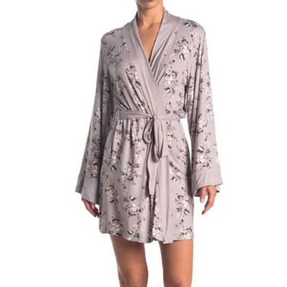 NEW Vince Camuto Women Katia Mauve Bell Sleeve Floral Self Tie Short Mini Robe