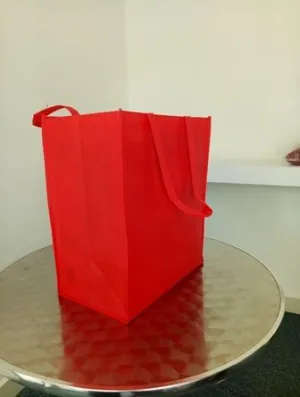 NON WOVEN BAG (RED) - (320 200)mm X 380mm X 90gsm