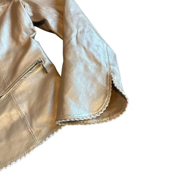 Pamela McCoy Rose Gold Genuine Leather Jacket Scalloped Trim Size Small Women's
