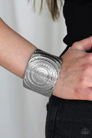 Paparazzi - Bare Your SOL - Silver Bracelet