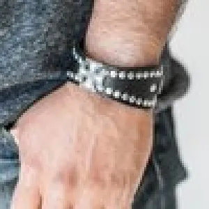 Paparazzi - On the Chopper Block - Black Urban Bracelet