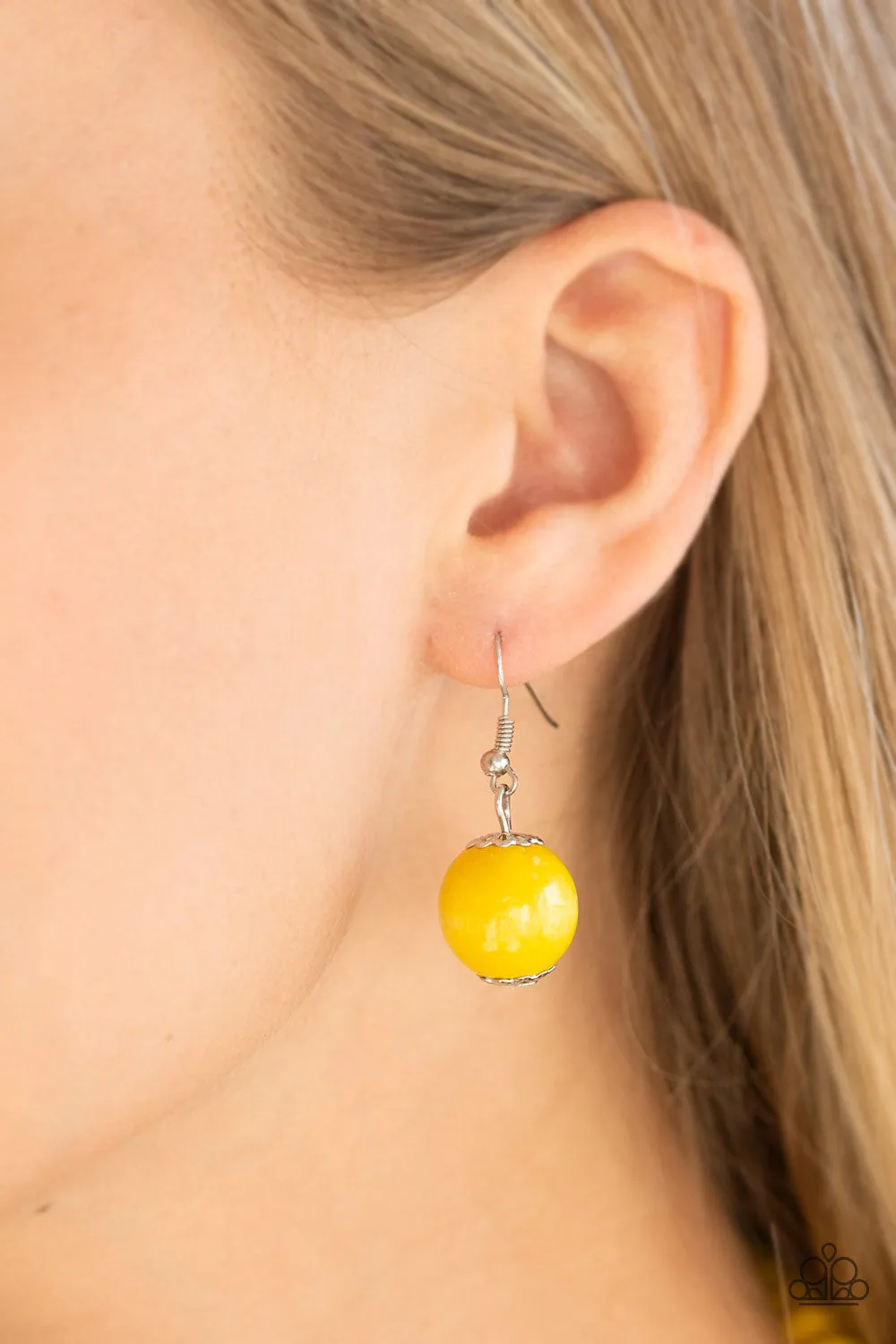 Paparazzi - Tahiti Tropic - Yellow Wood Necklace