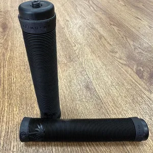 Primo Cali Flangeless Super Soft Grips