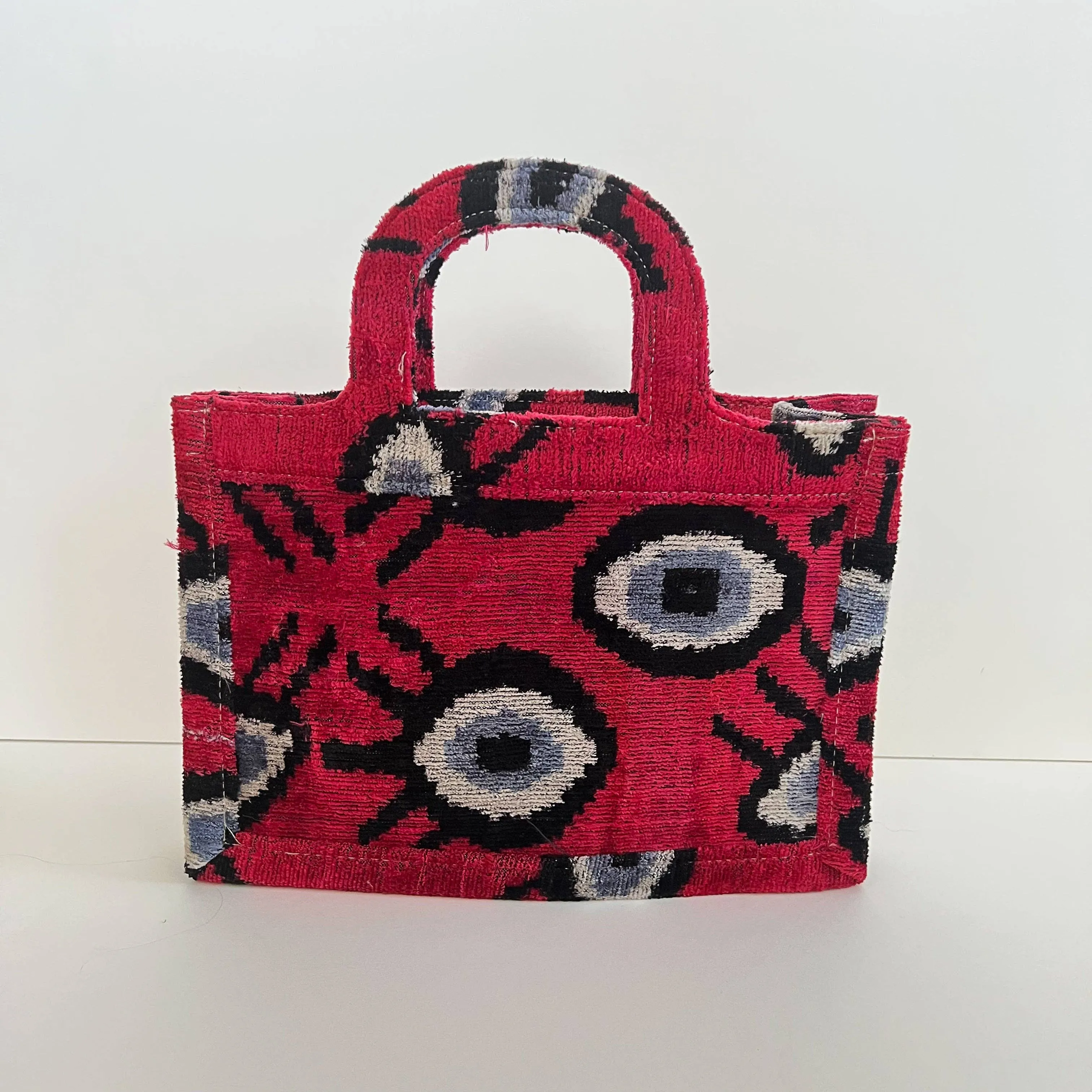 Red Eye Small Silk Tote
