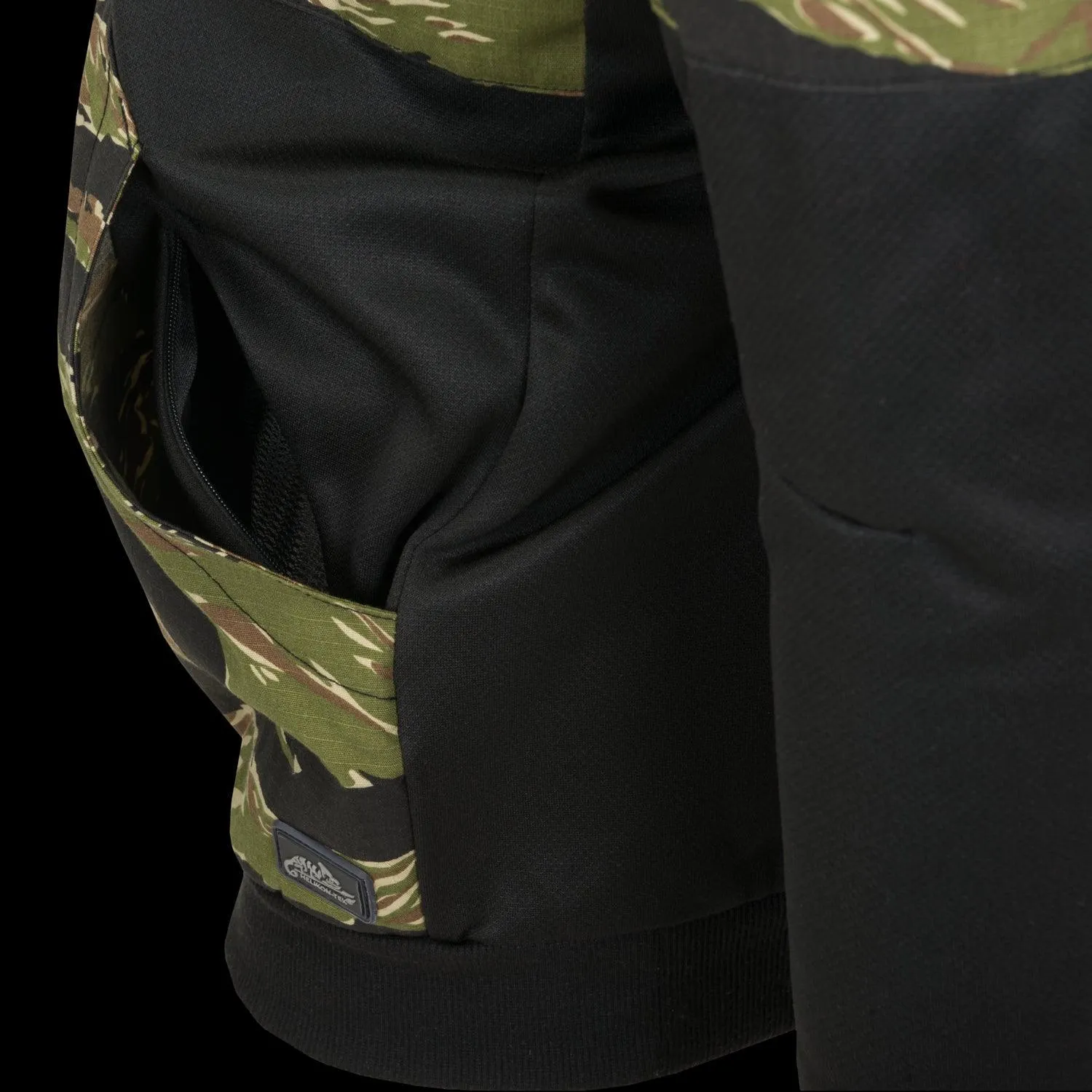 ROGUE Hoodie (FullZip) - Black / MultiCam Black