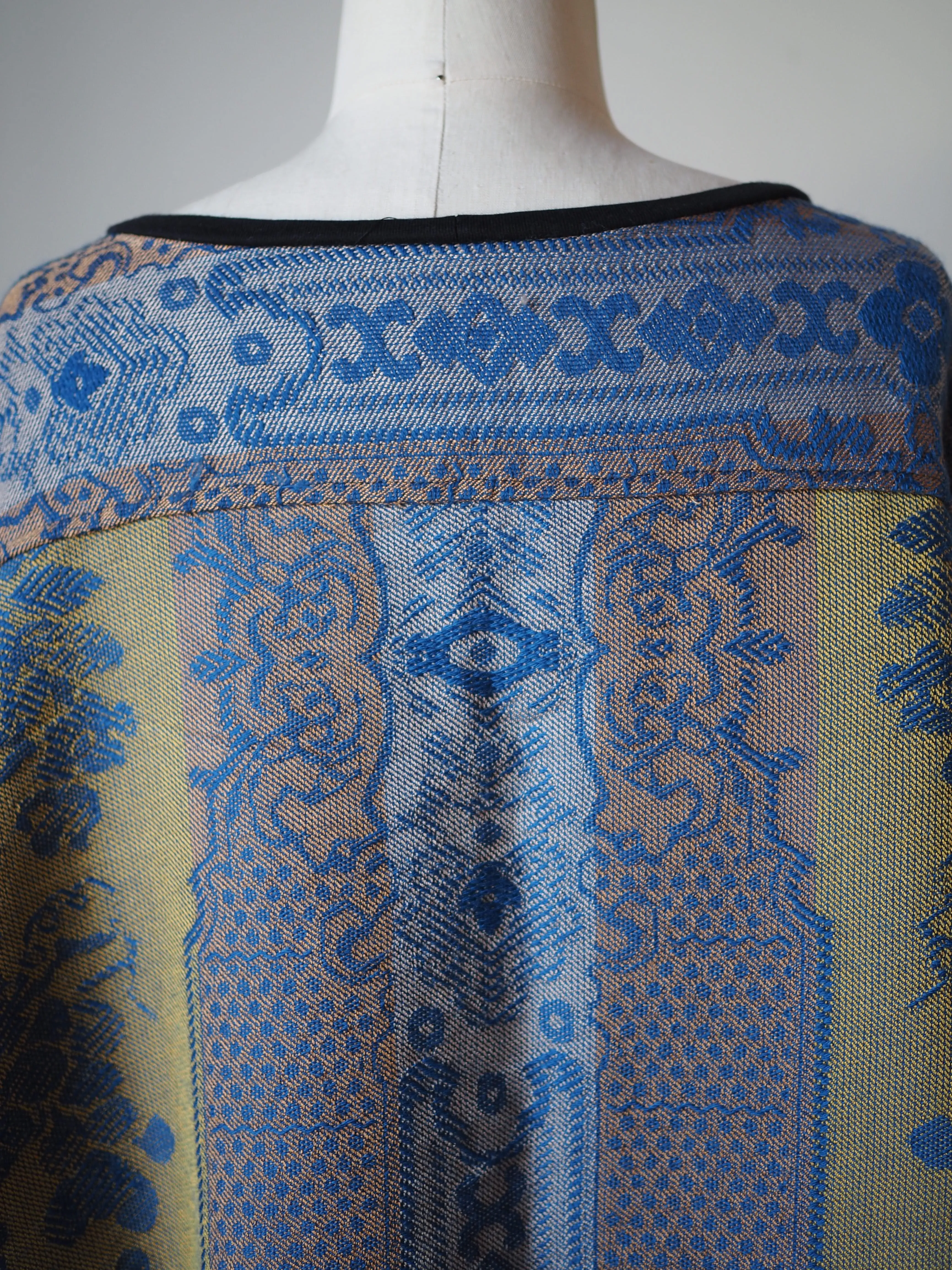 royal lincoln jacquard vienna top