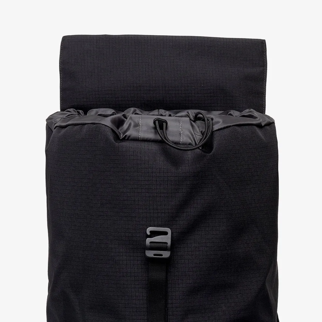 Scout Backpack Black Vandra