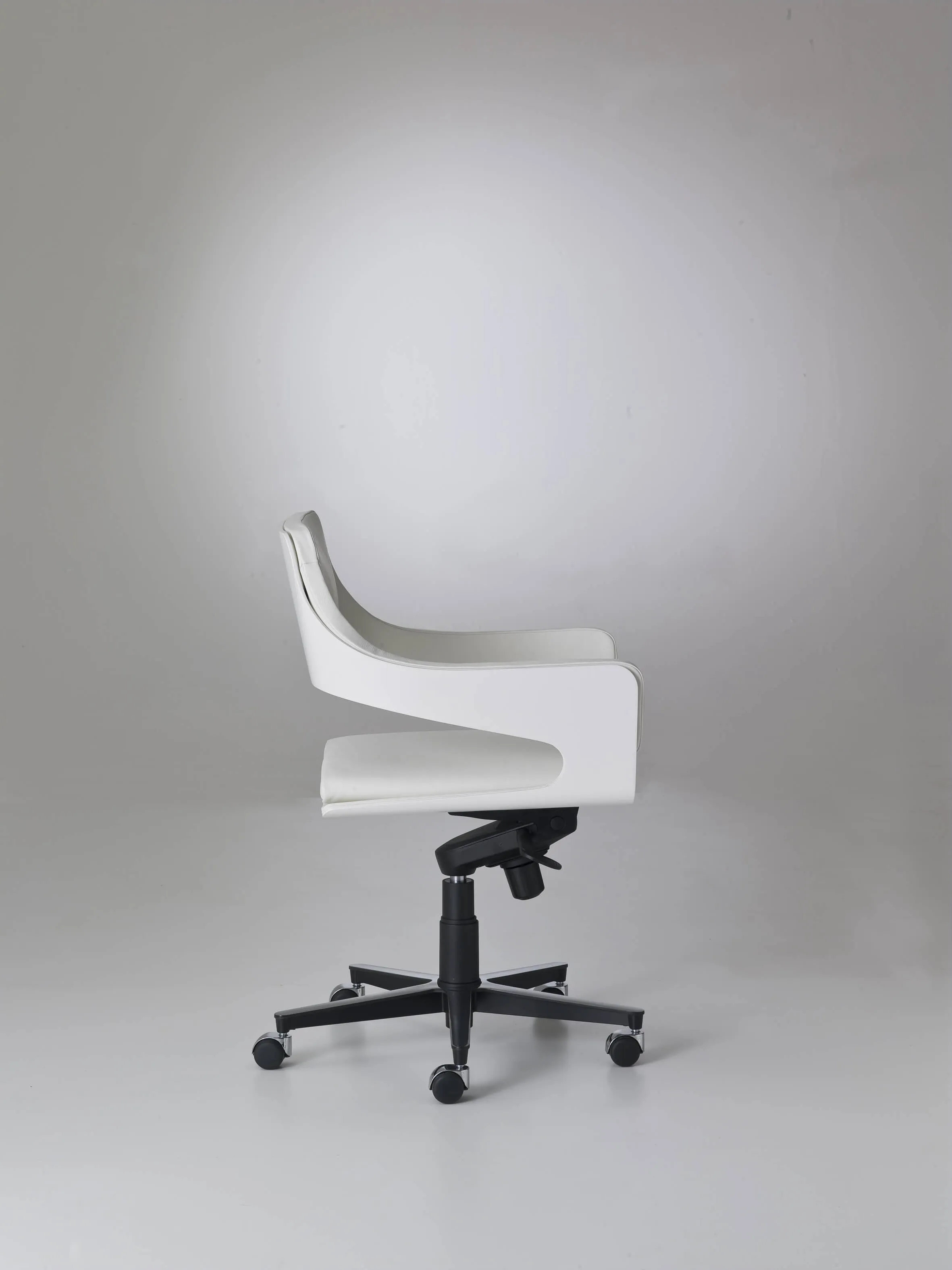 Silhouette Office Chair
