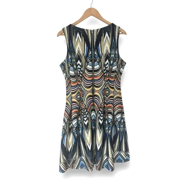 Size 12 ABSTRACT GEOMETRIC PRINT PLEATED SCUBA FIT &amp;‎ FLARE DRESS w/POCKETS