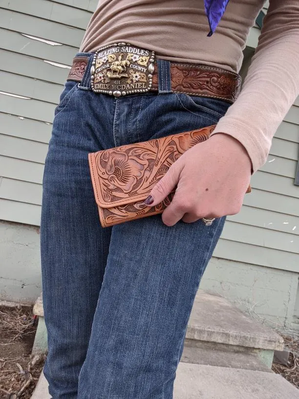 Small Cowtag   Trifold Golden Tan