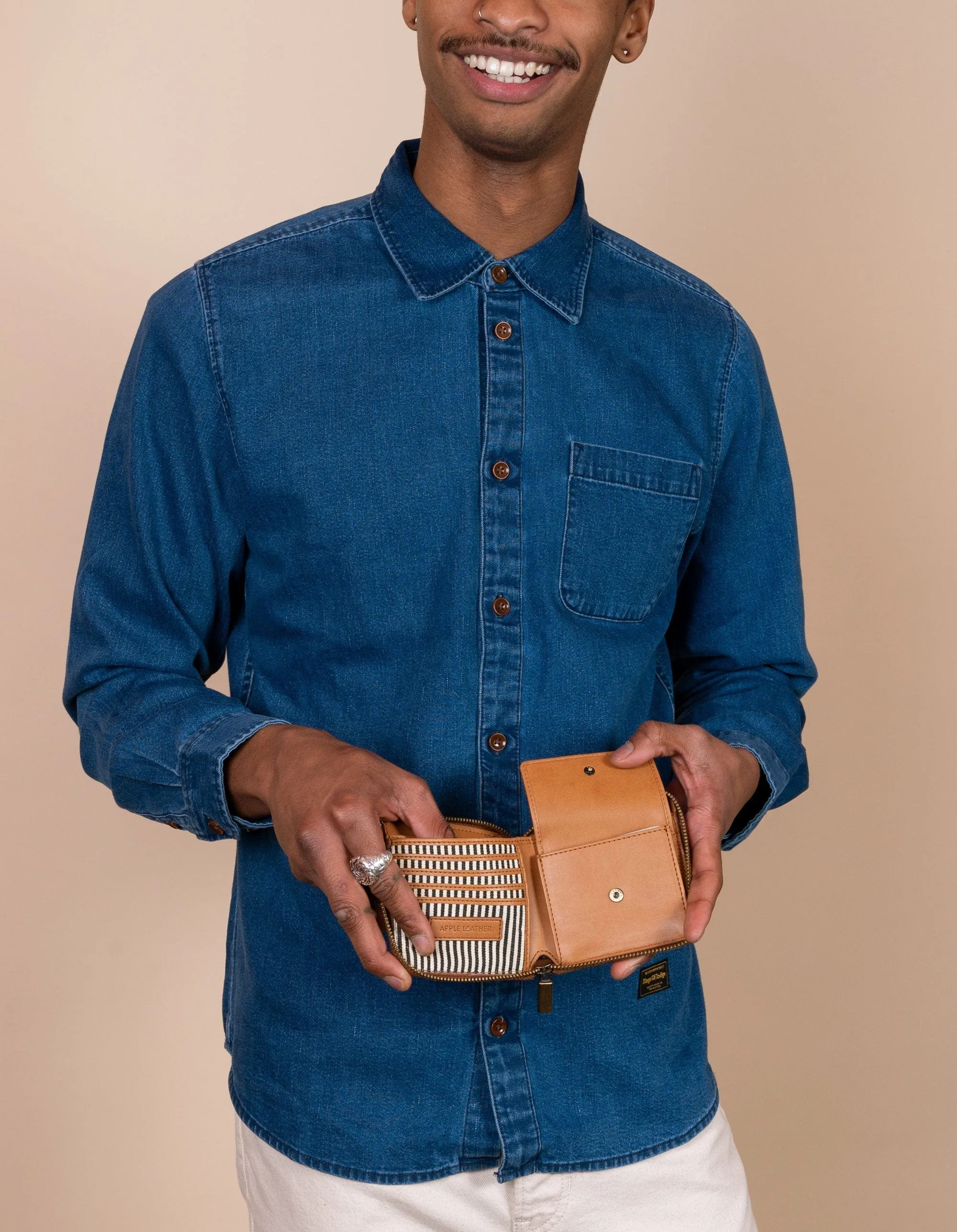 Sonny Apple Leather Square Wallet | Cognac
