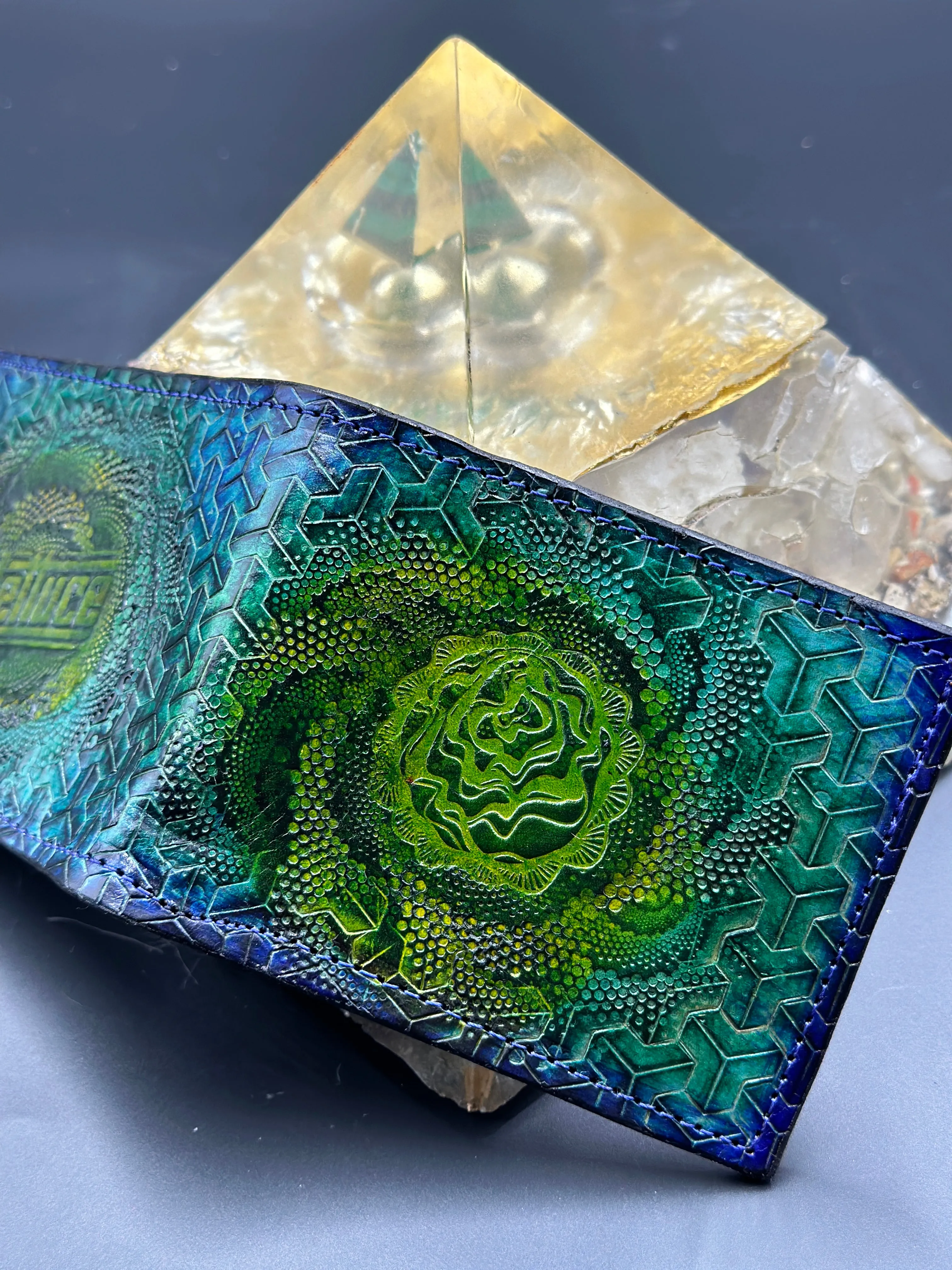 Stamped Leather Bifold Wallet - Lettuce