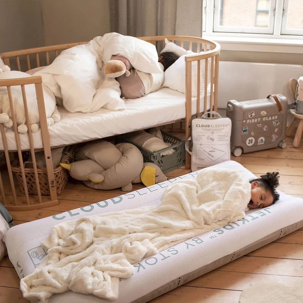 Stokke® JetKids by Stokke® Cloudsleeper™ (White)