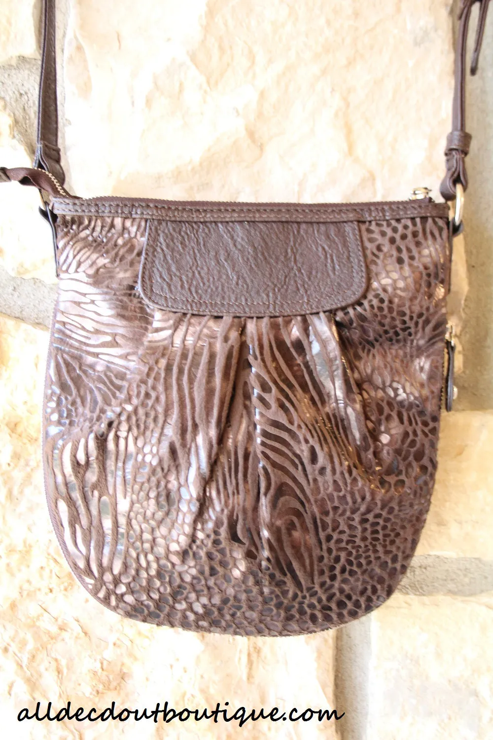 Treska | Zebra Messenger Brown