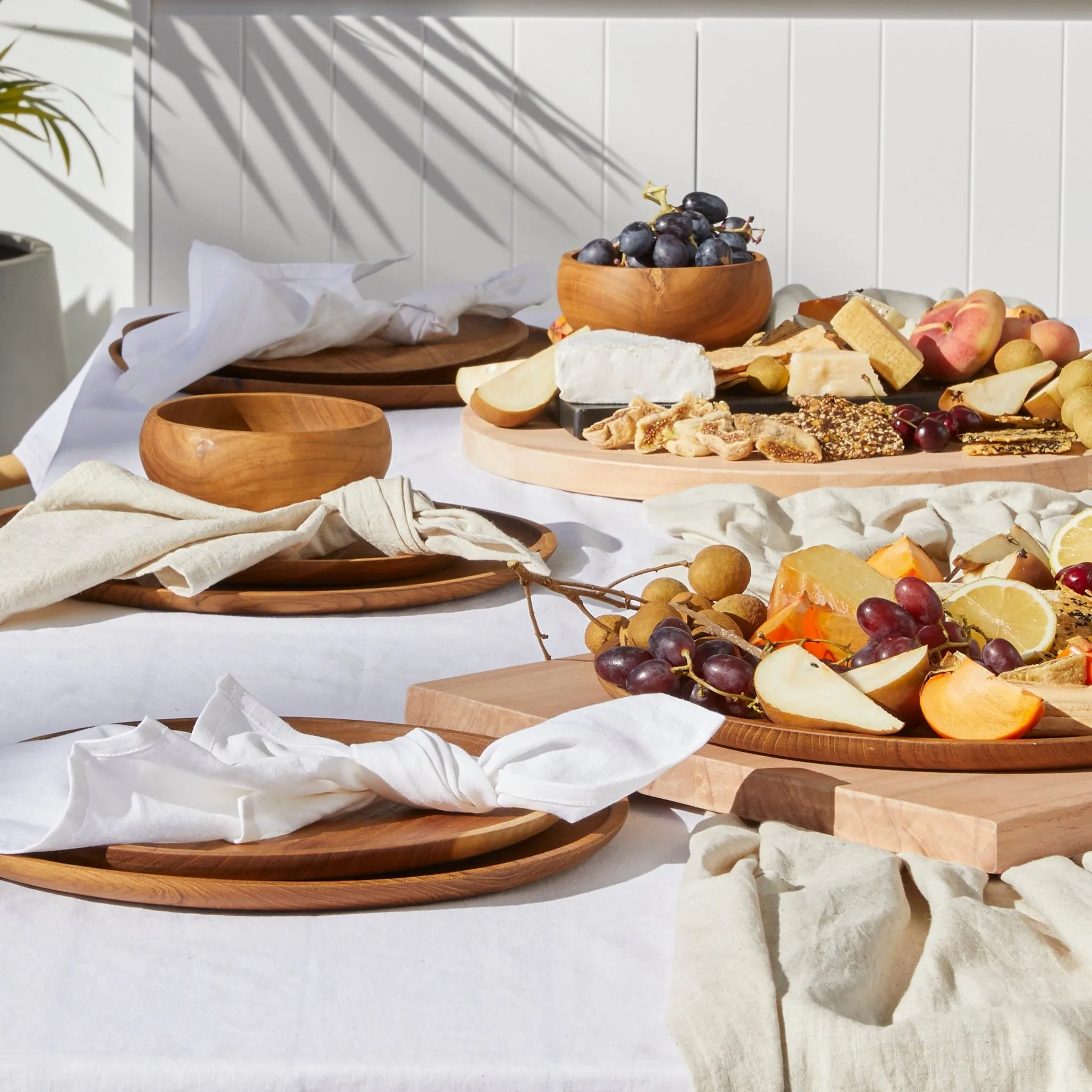 Urban Oasis Talla Tablecloth White