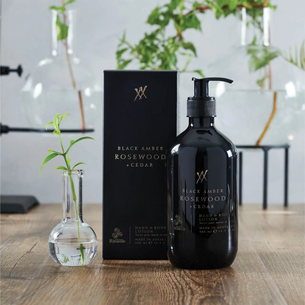 Urban Rituelle Alchemy Black Amber, Rosewood & Cedar Cleanse & Nourish Gift Duet