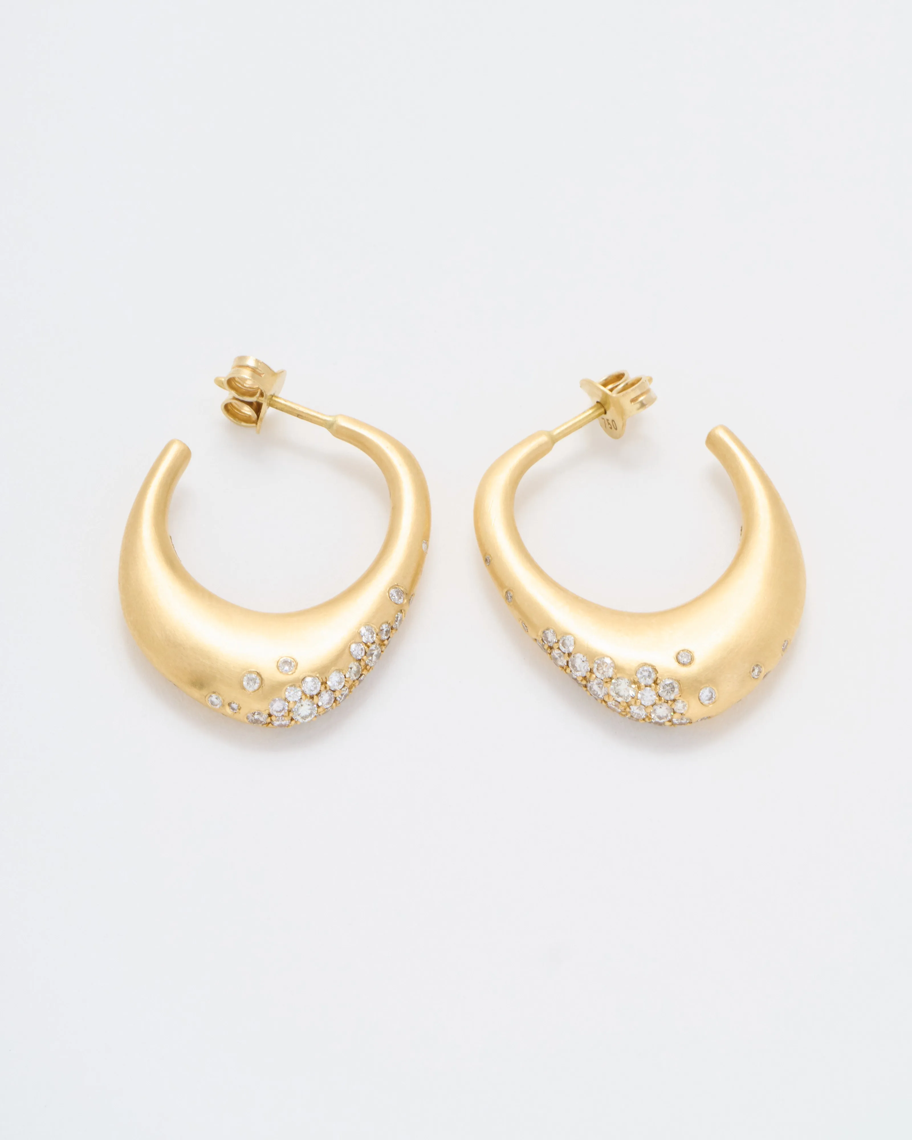 urban winter thin earrings