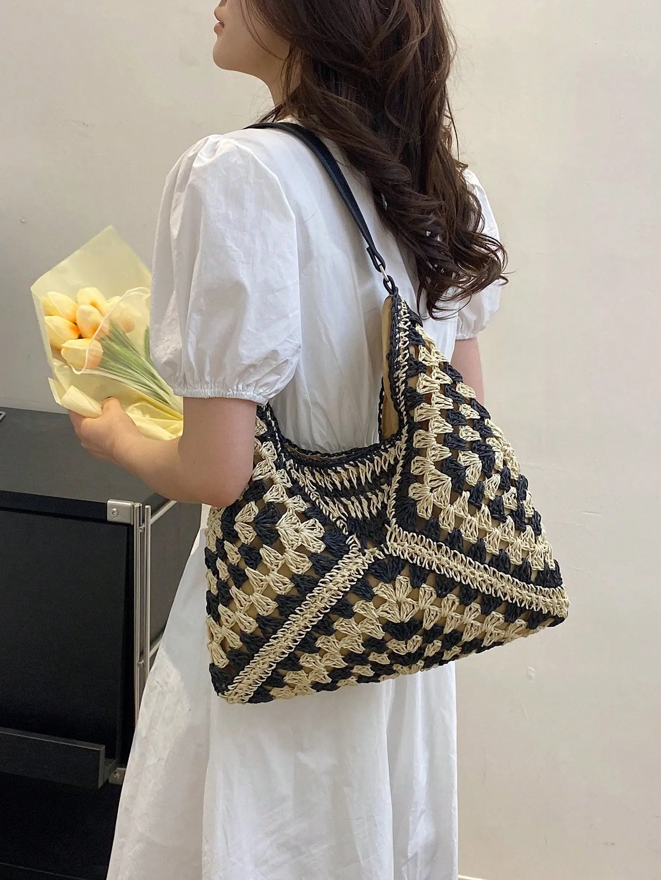 Valeria | Stylish Crochet Shoulder Bag