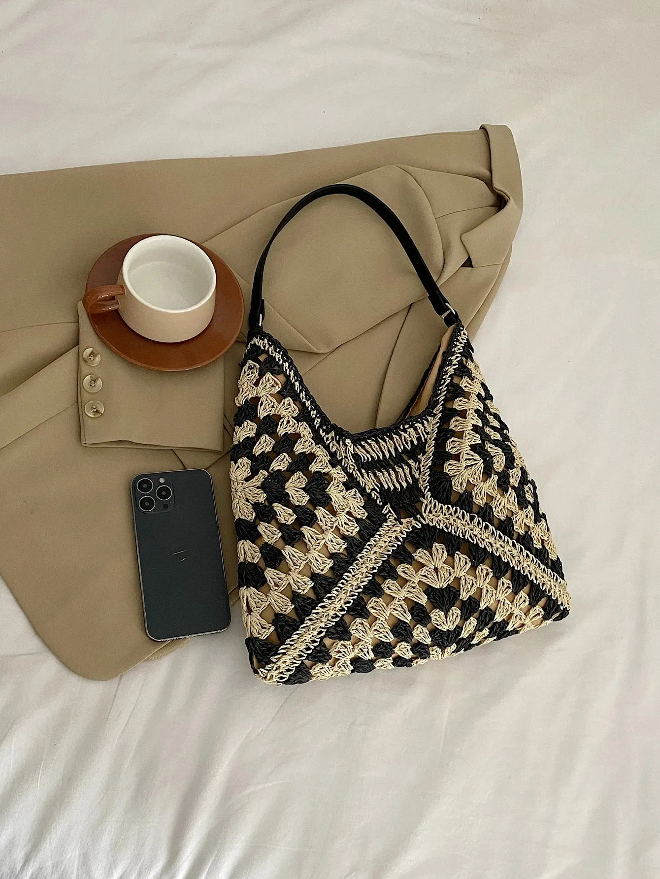 Valeria | Stylish Crochet Shoulder Bag