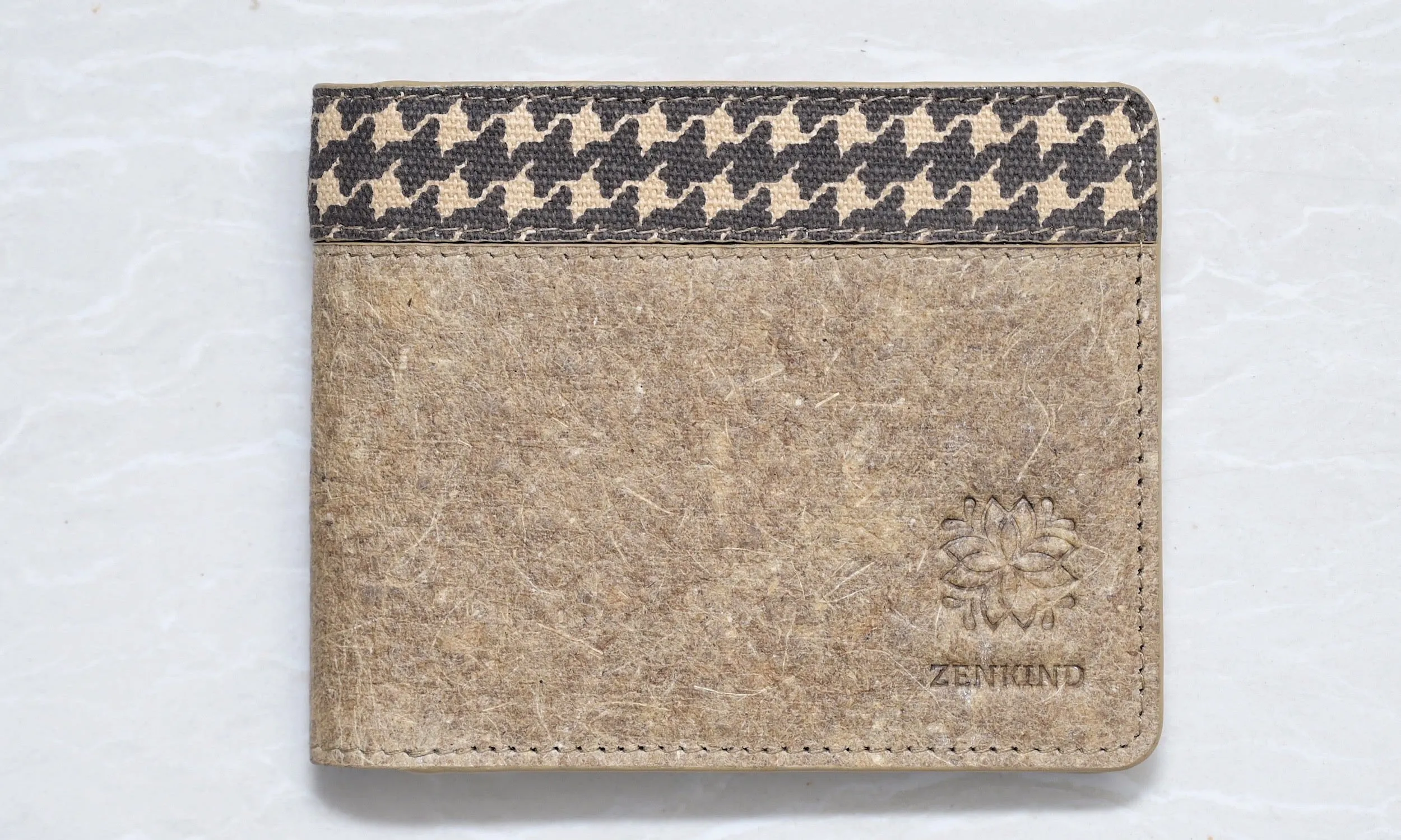 Vegan Mens Wallet | Natural Mens Wallet made of coconut leather