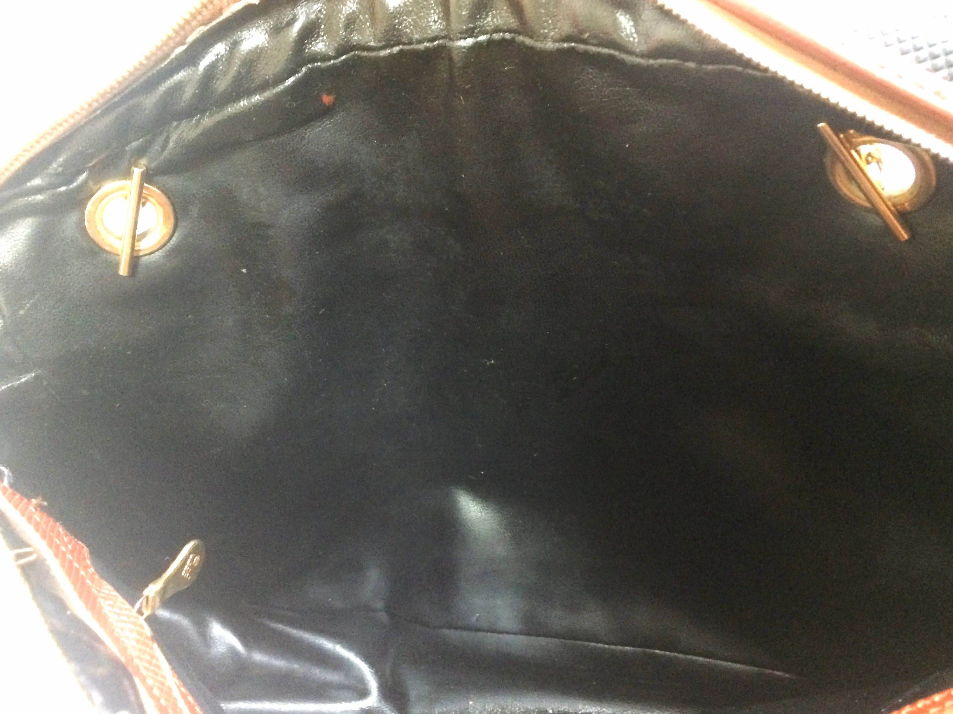 Vintage Bottega Veneta classic black shoulder bag with long brown leather intrecciato straps. Perfect purse for daily use.
