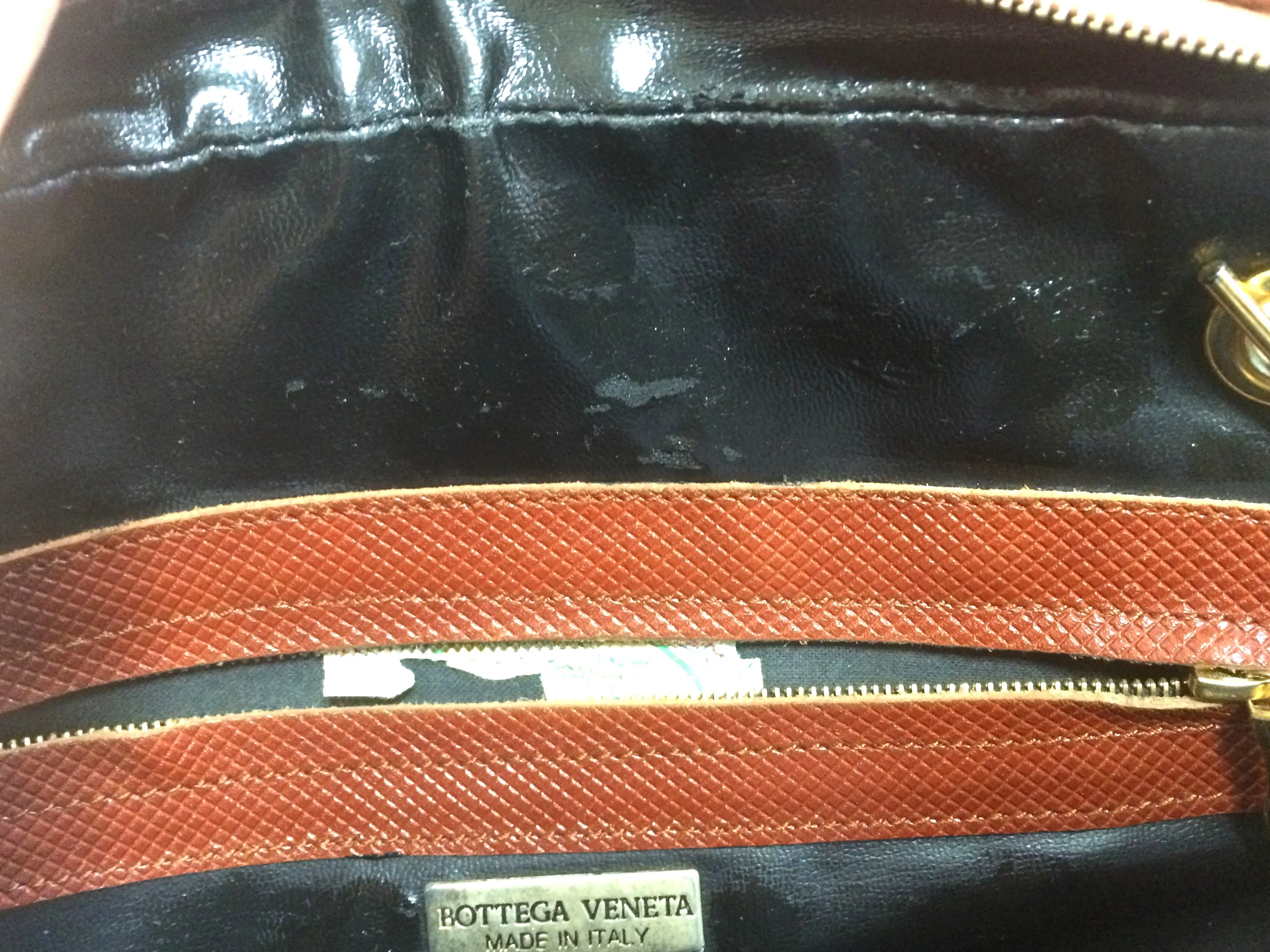Vintage Bottega Veneta classic black shoulder bag with long brown leather intrecciato straps. Perfect purse for daily use.