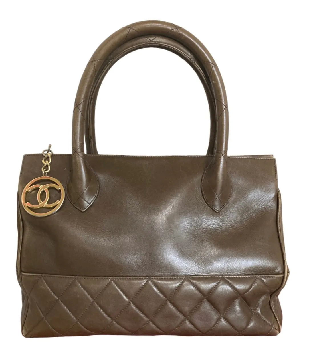 Vintage CHANEL brown lambskin matelasse tote bag, handbag golden large CC charm. Classic purse for daily use. 050630