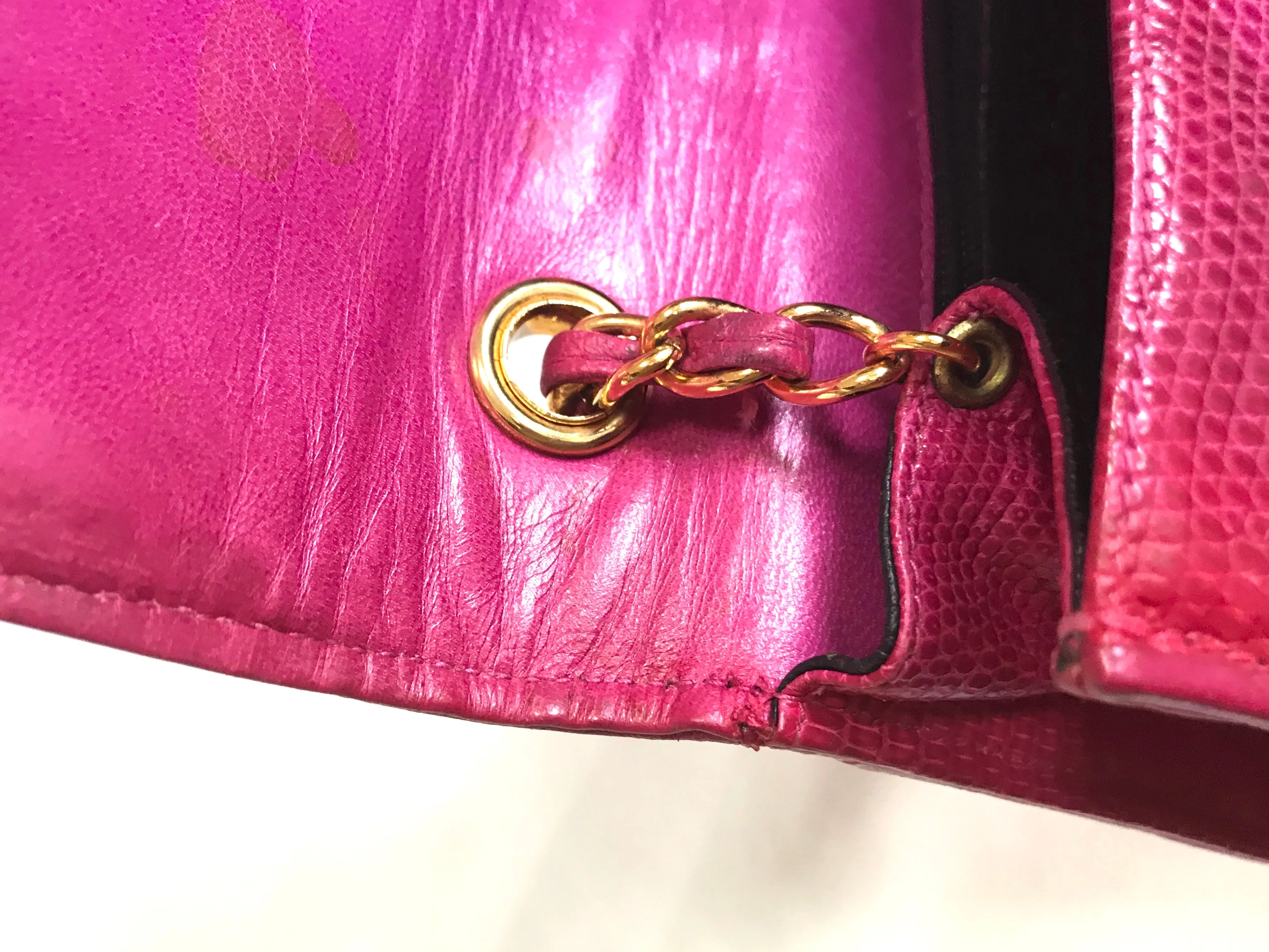 Vintage CHANEL hot pink genuine lizard leather envelop style flap shoulder bag with CC stitch mark and golden chain strap. Rare masterpiece. 050316r2