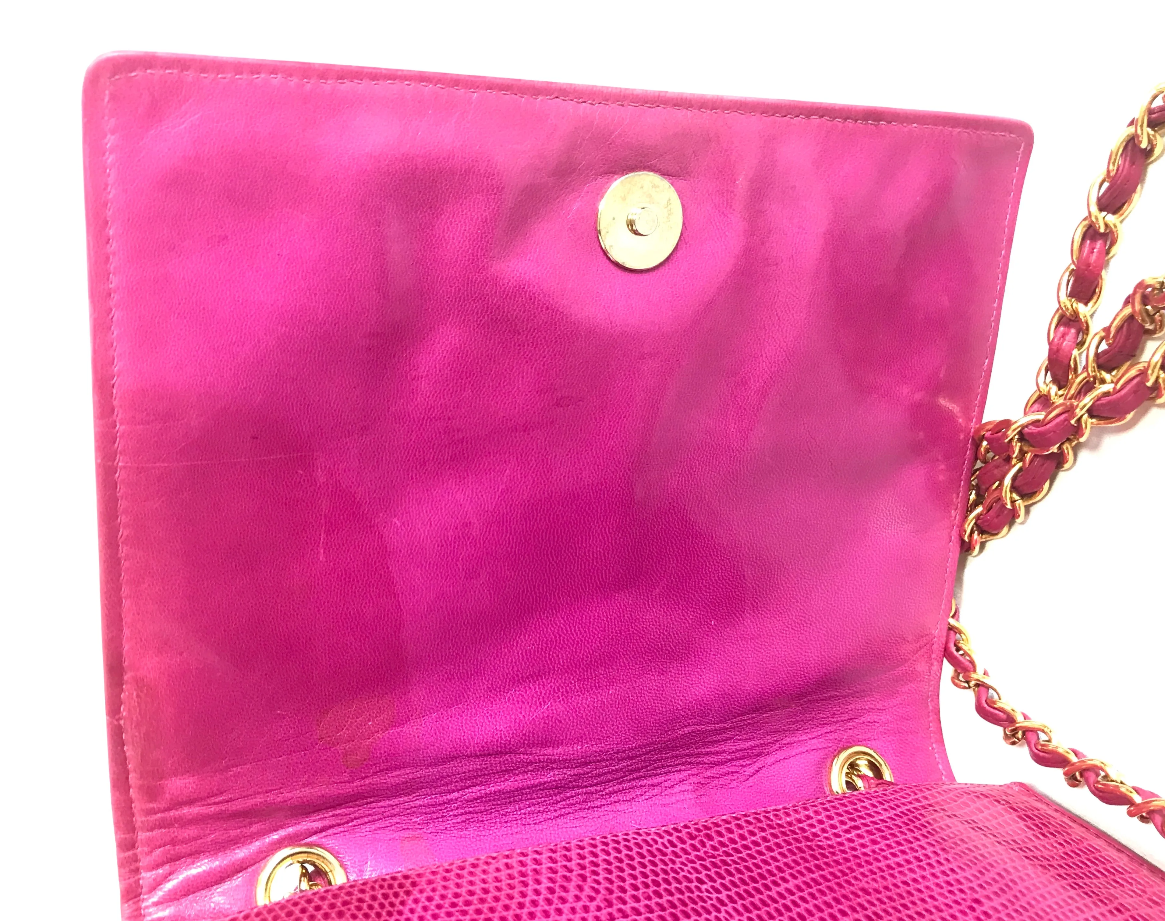 Vintage CHANEL hot pink genuine lizard leather envelop style flap shoulder bag with CC stitch mark and golden chain strap. Rare masterpiece. 050316r2
