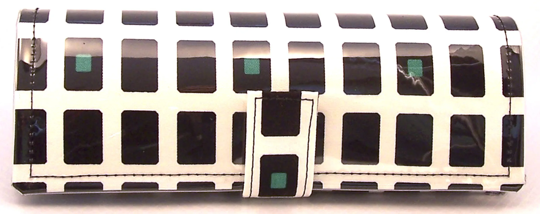 wallet clutch, domino