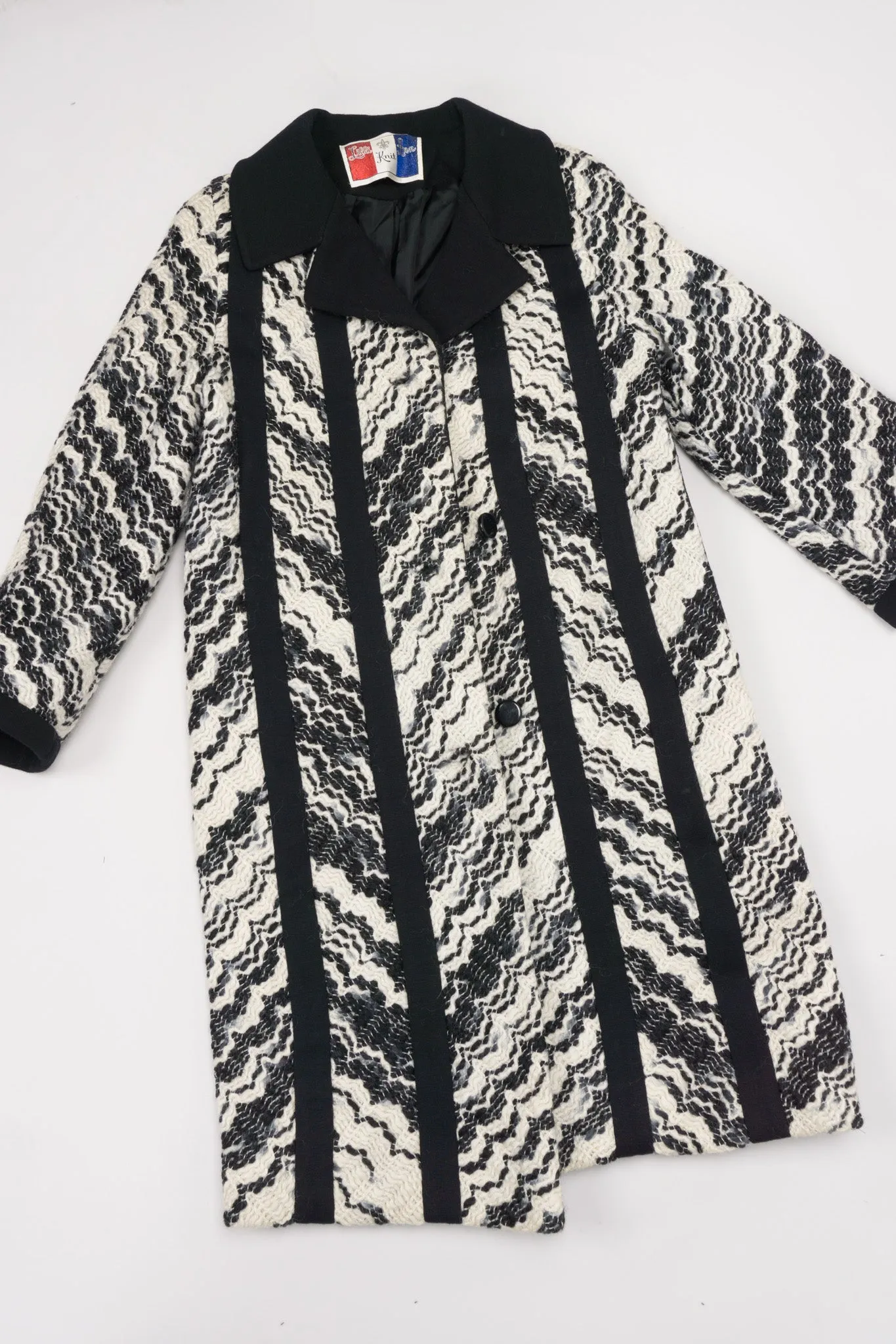 Wavy Chevron Coat