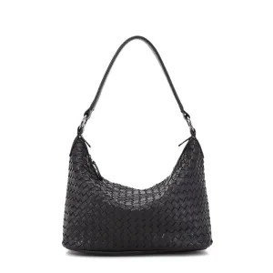 Woven shoulder bag